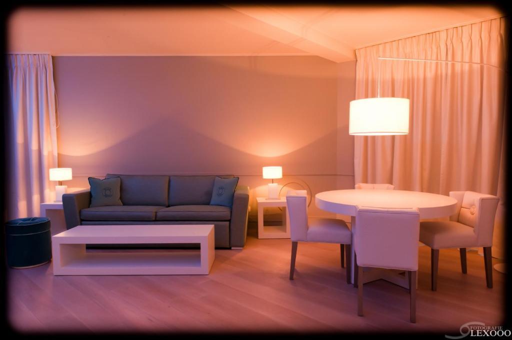 Vixx Suites Arrondissement di Malines Camera foto