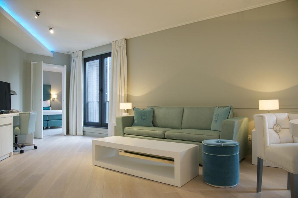 Vixx Suites Arrondissement di Malines Esterno foto